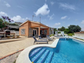 El Carmoli Villa with Private Pool - 9409